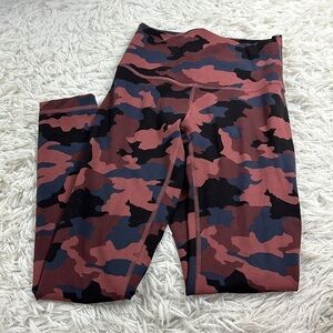 Lululemon Wunder Train HR 25" Heritage 365 Camo Smoky Red Night Sea